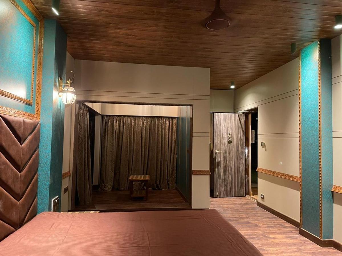 Cold Spot Village Resort Mahābaleshwar Exteriör bild
