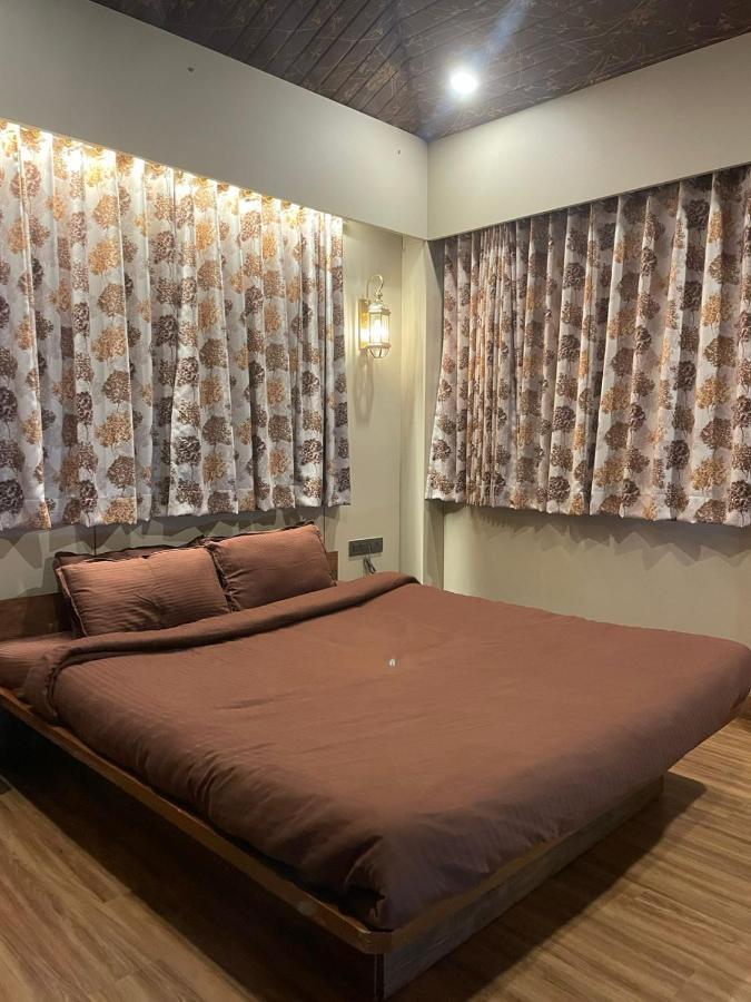 Cold Spot Village Resort Mahābaleshwar Exteriör bild